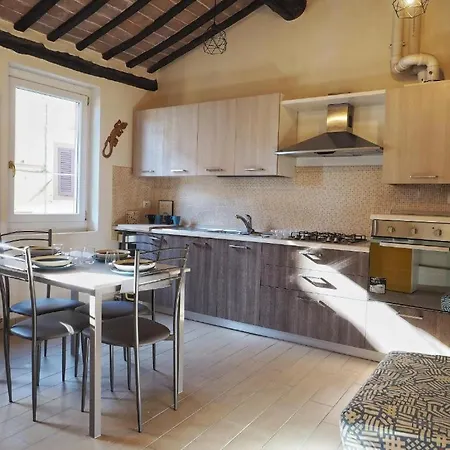 Contrada House By Francigenaapartments Appartement